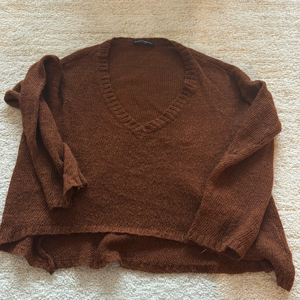 Brandy Melville chestnut v-neck wool sweater